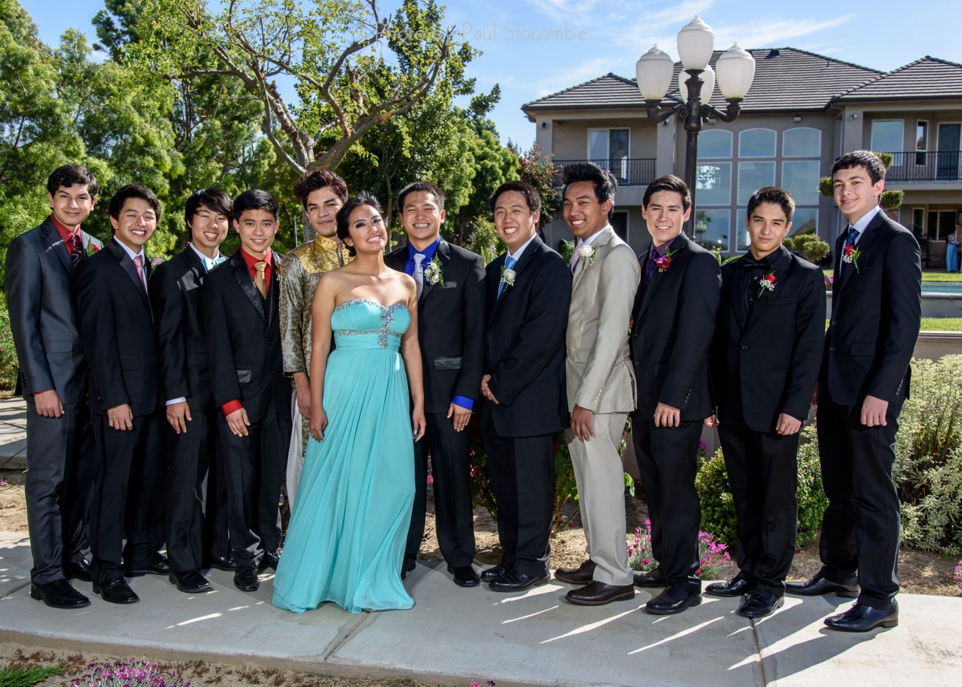 150411Prom00355