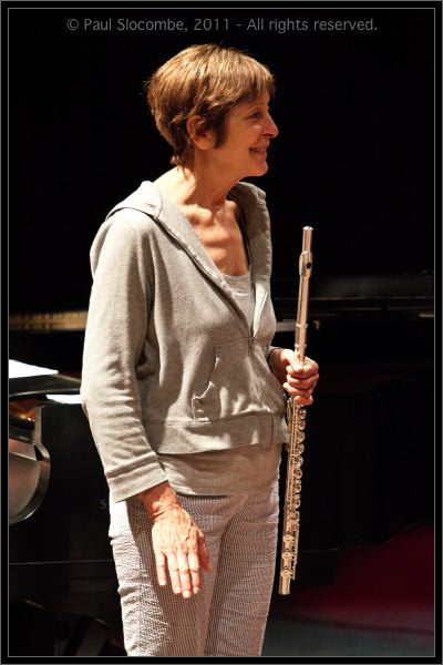110701AliFlutes14425