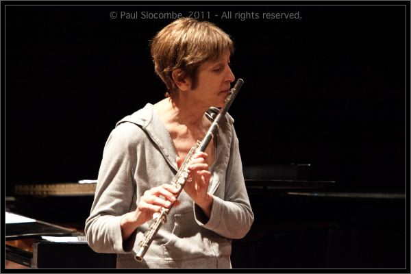 110701AliFlutes14437