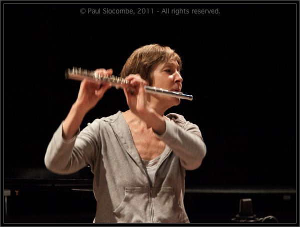 110701AliFlutes14442