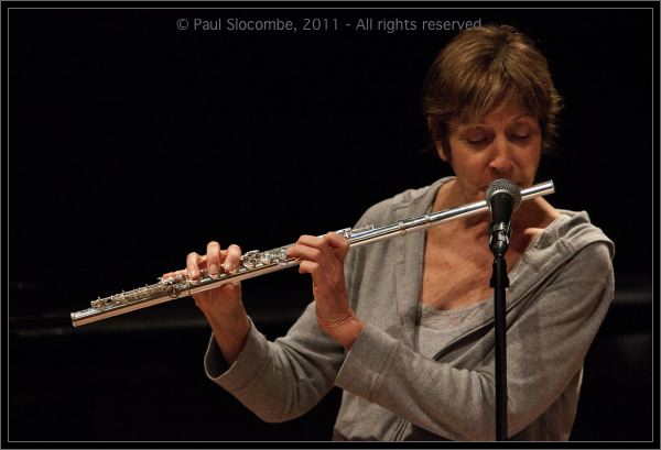 110701AliFlutes14382