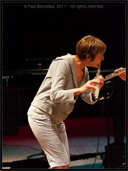 110701AliFlutes14274