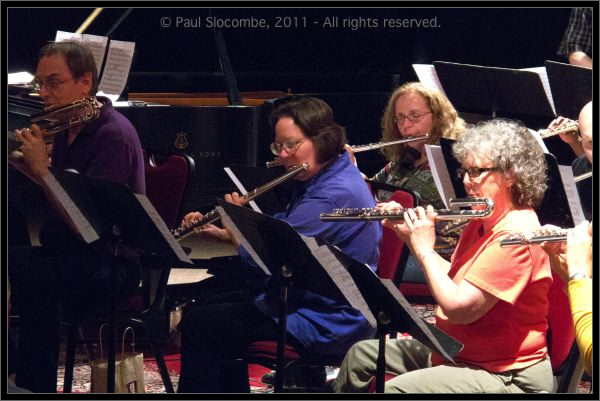 110701AliFlutes10856