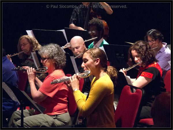 110701AliFlutes10860