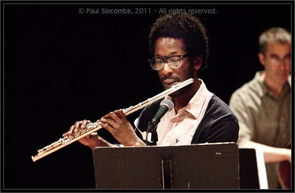 110701AliFlutes14285