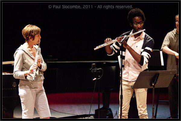 110701AliFlutes14315
