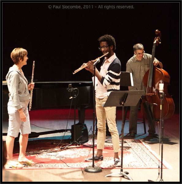 110701AliFlutes14321