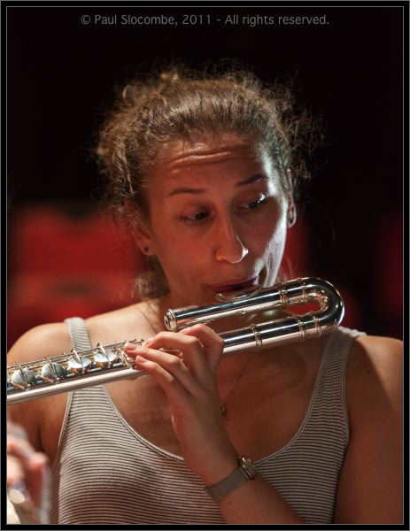 110701AliFlutes14640
