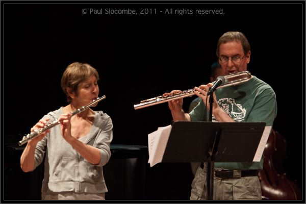 110701AliFlutes14480
