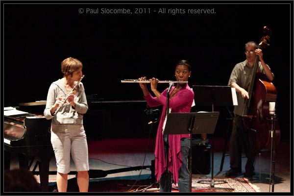 110701AliFlutes14417