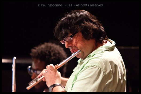 110701AliFlutes14567