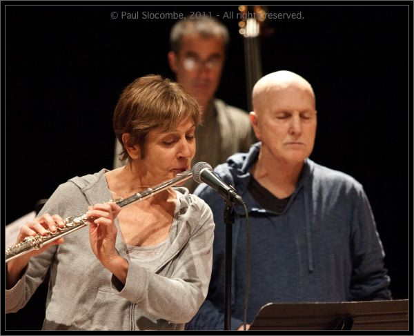 110701AliFlutes14342