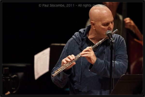 110701AliFlutes14335
