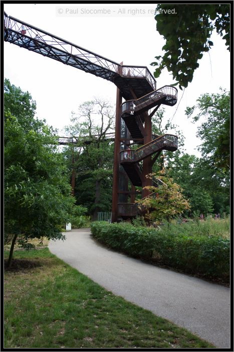 130729Kew04002