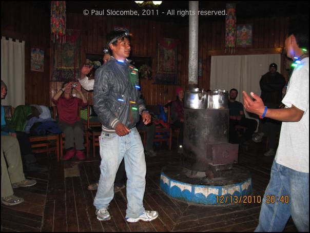 101213lukla0604