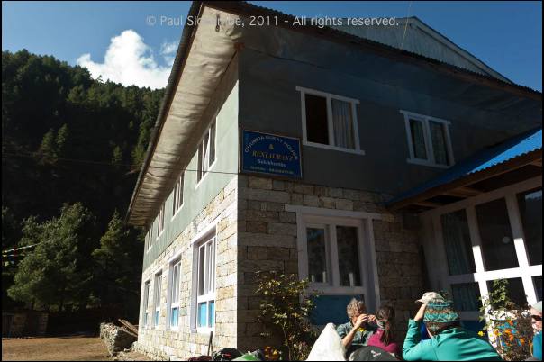 101212phakding05561