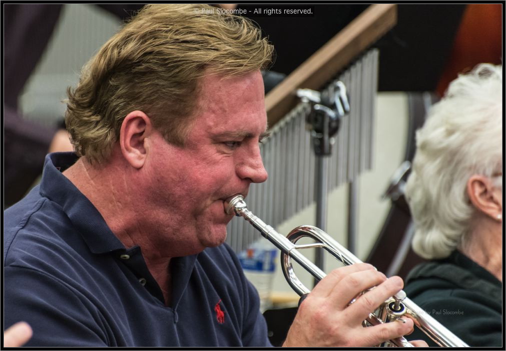 131030Band07239